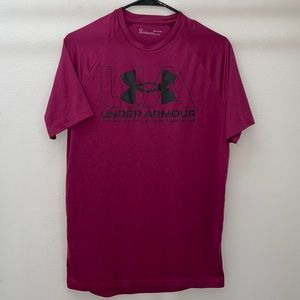Men’s Under Armour athletic t-shirt